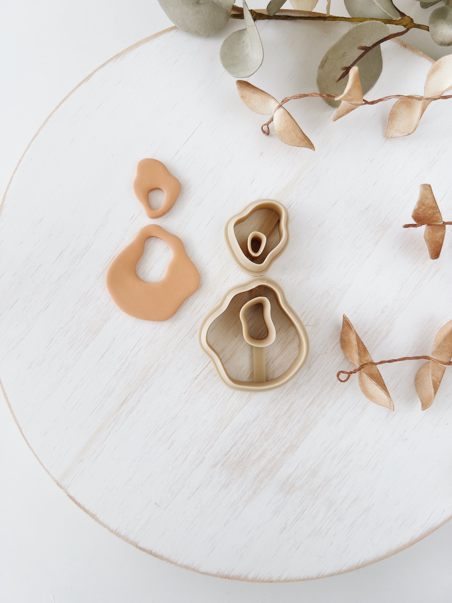 Abstract clay cutter ZD30