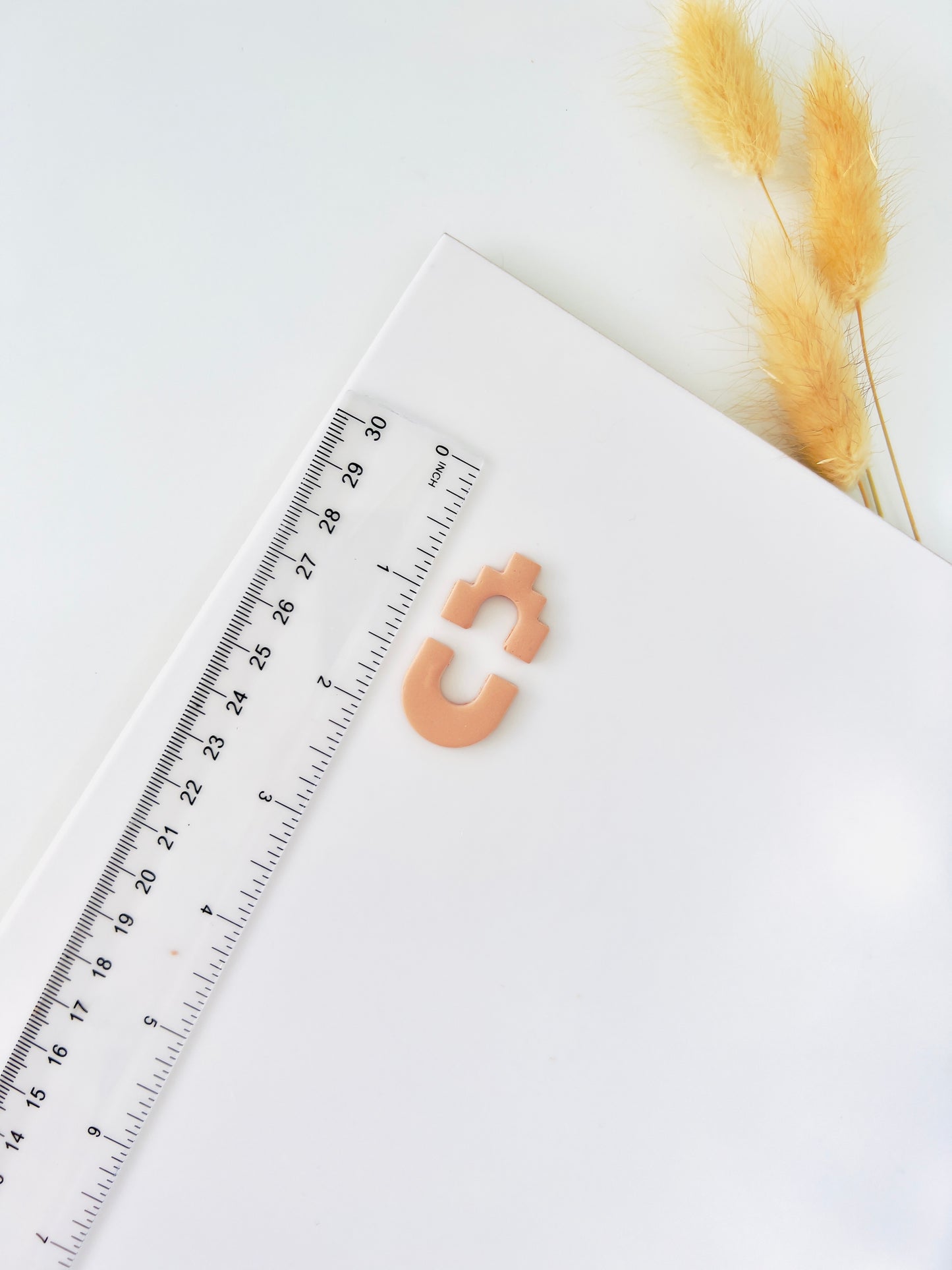 Simple polymer clay cutter A16