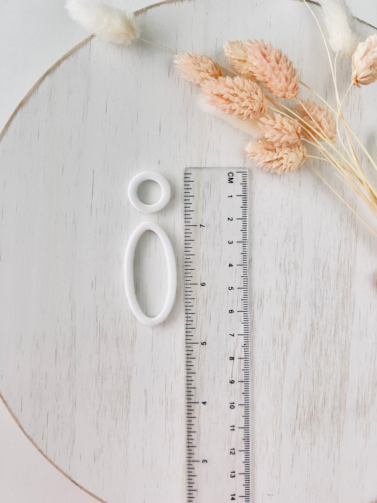 Abstract clay cutter Z25