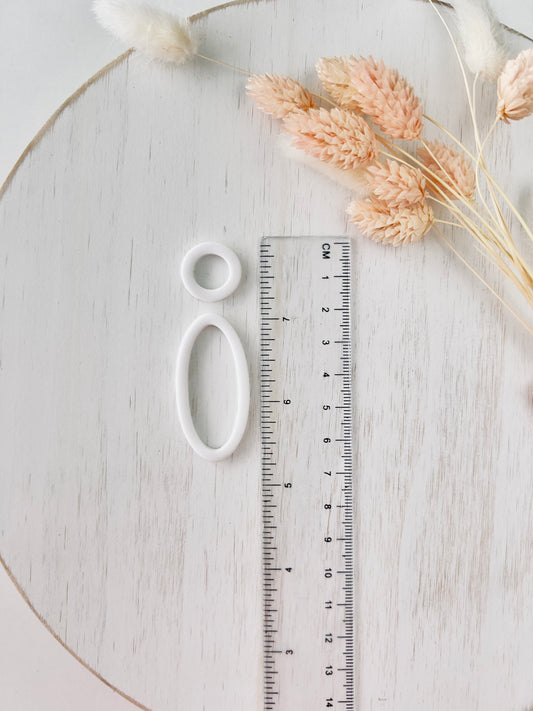 Abstract clay cutter Z25