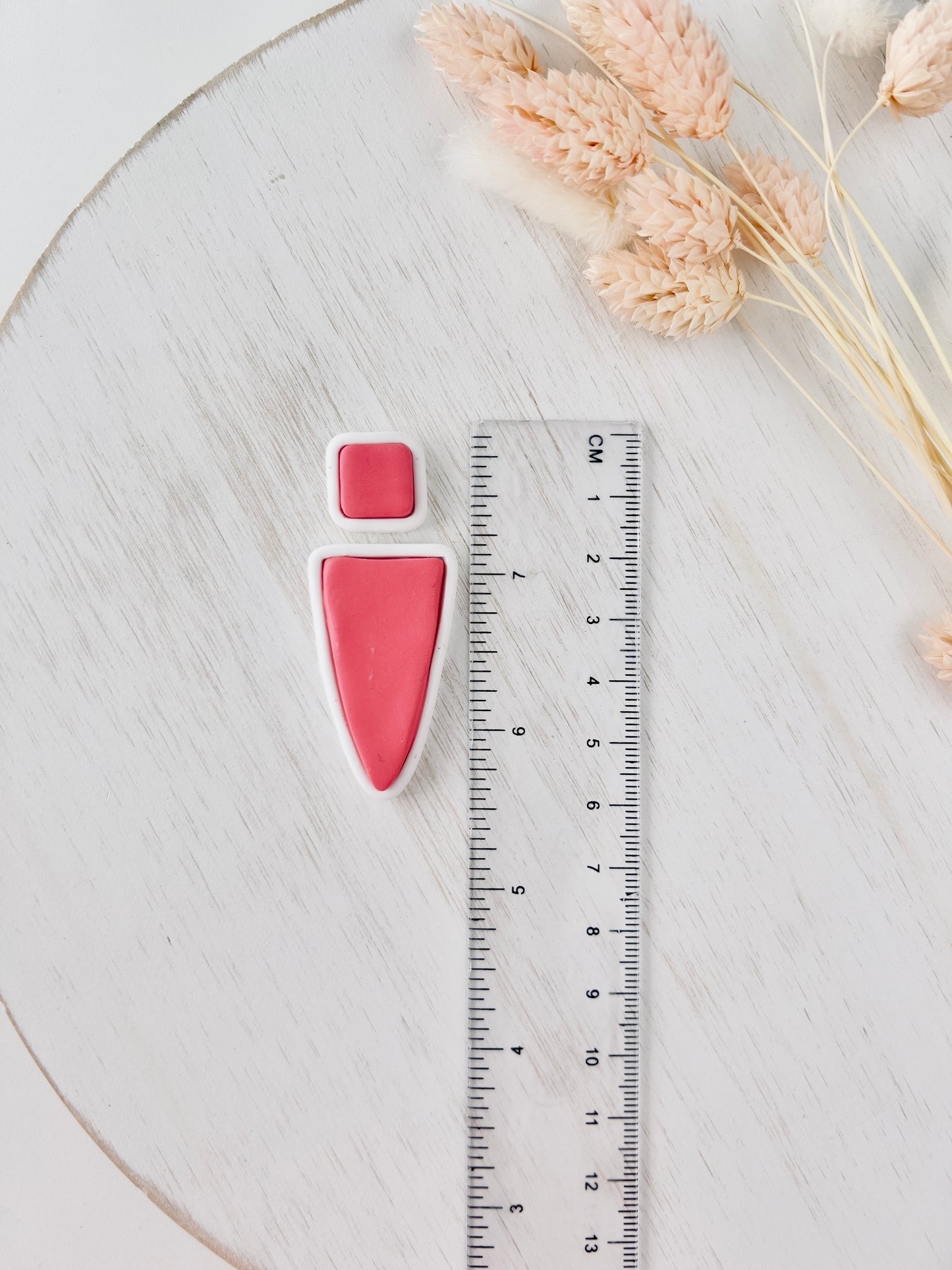 Abstract clay cutter Z27