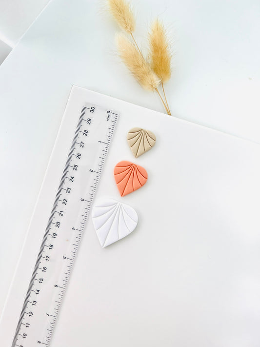 Leaf clay cutter C14