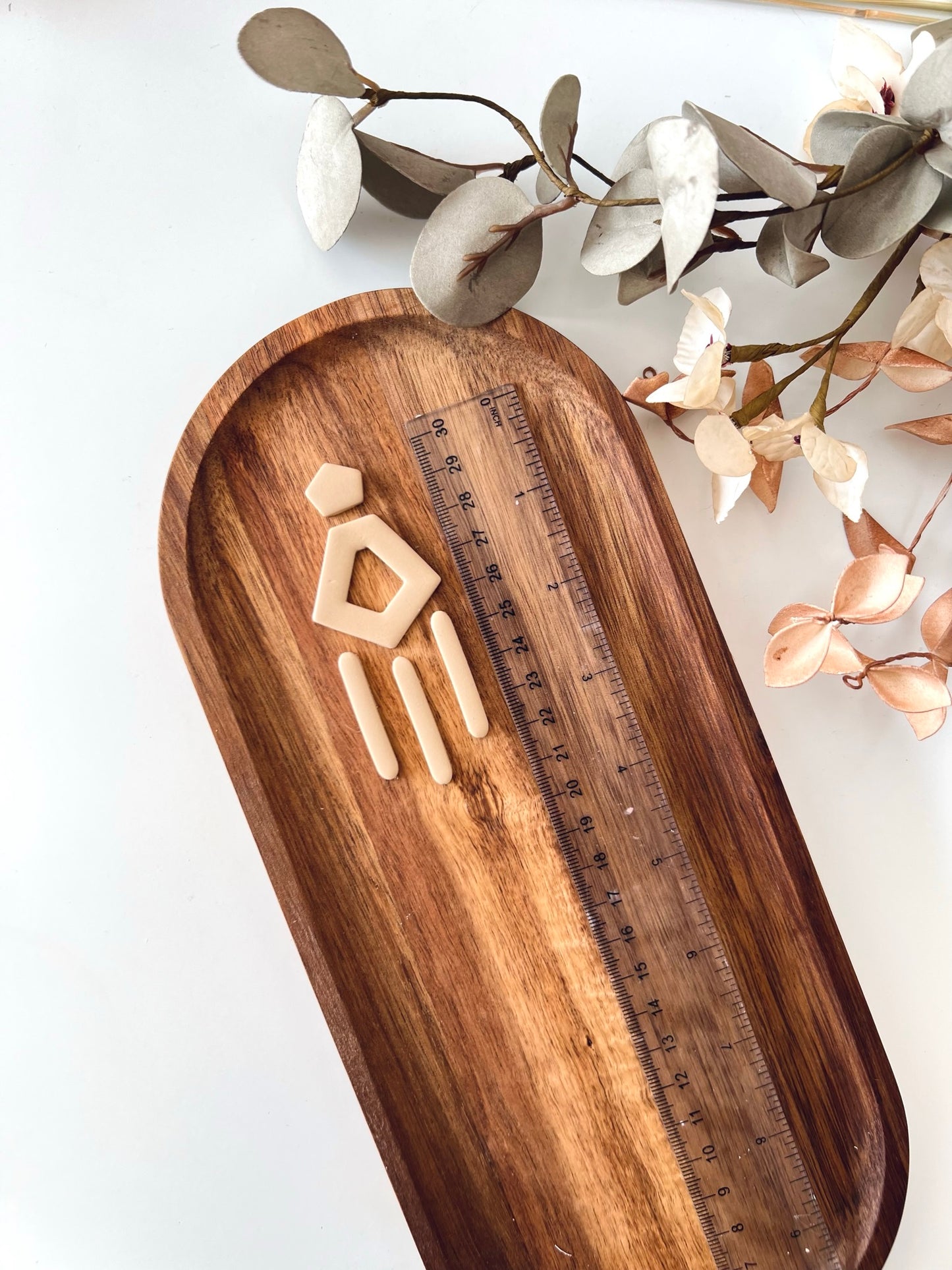 Dangle clay cutter A23