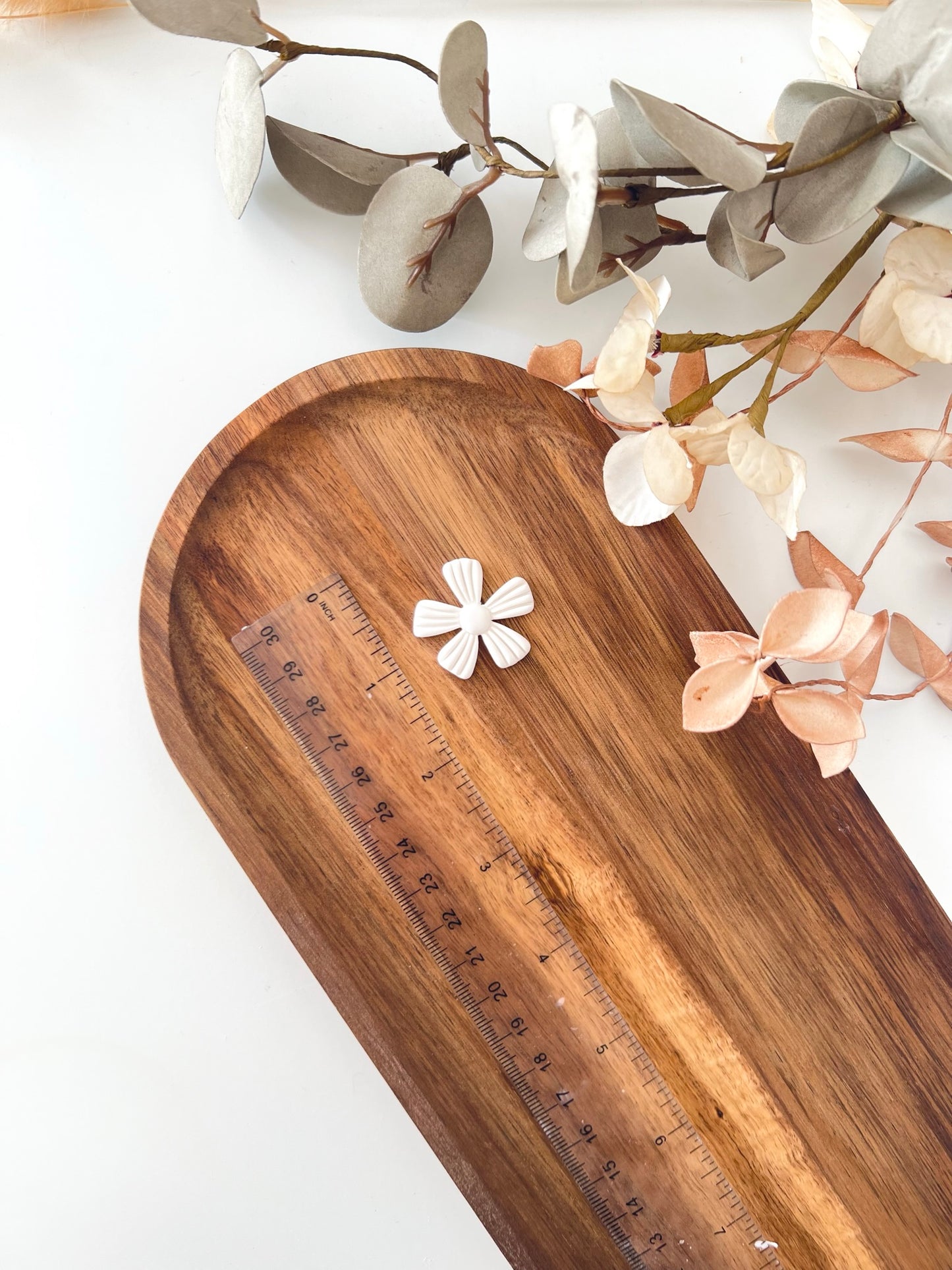 Detailed bohoo flower clay cutter D1