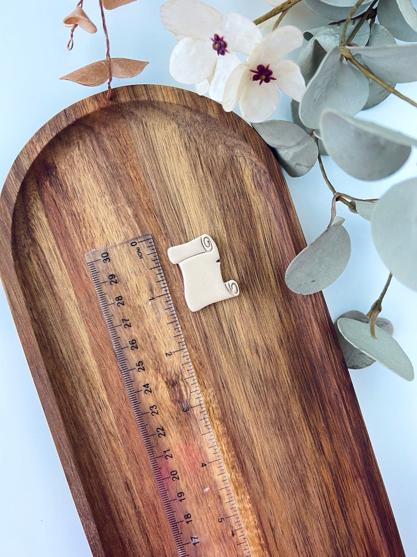 Parchment scroll clay cutter F13