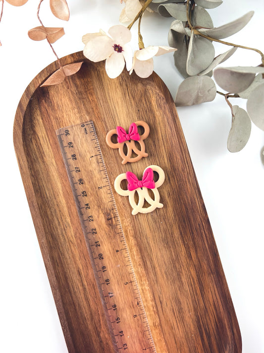 Christmas mickey pretzel cookie clay cutter F23