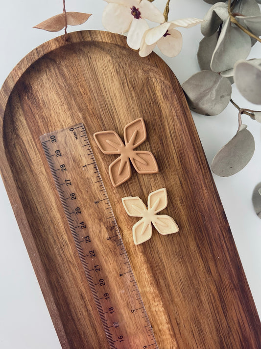 Lily flower clay cutter F28