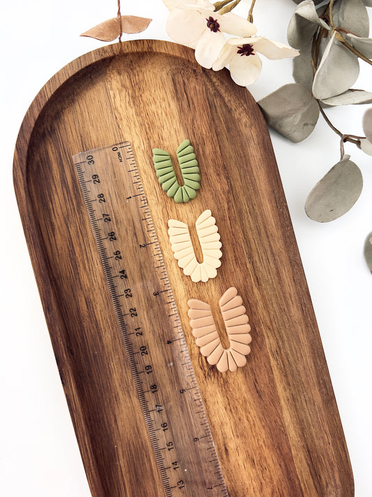 Embossed flower clay cutter G23