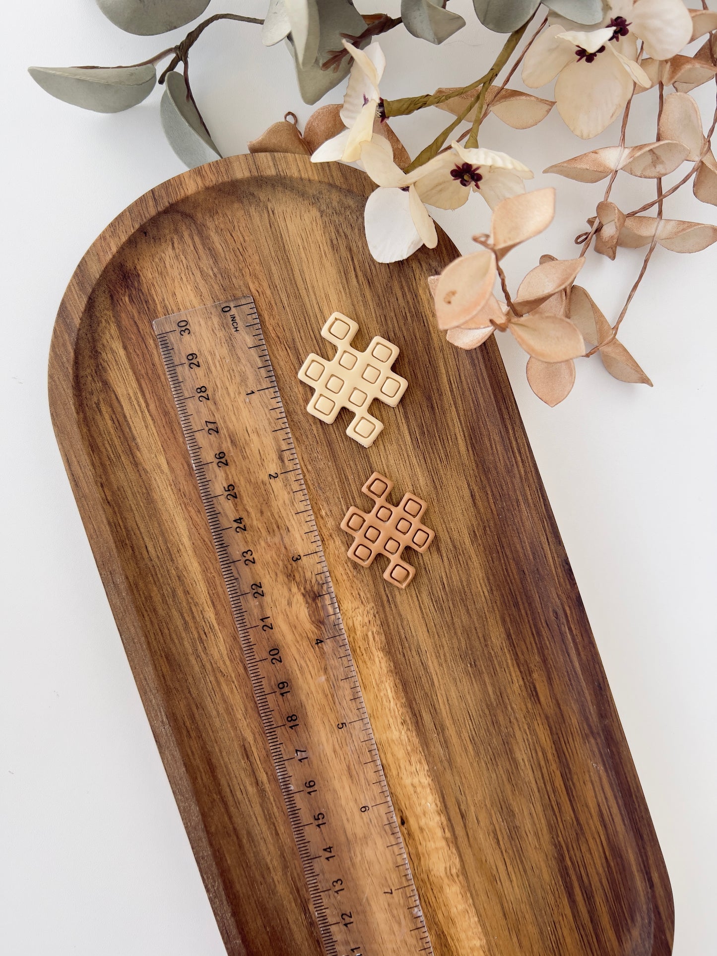 Geometric clay cutter J24