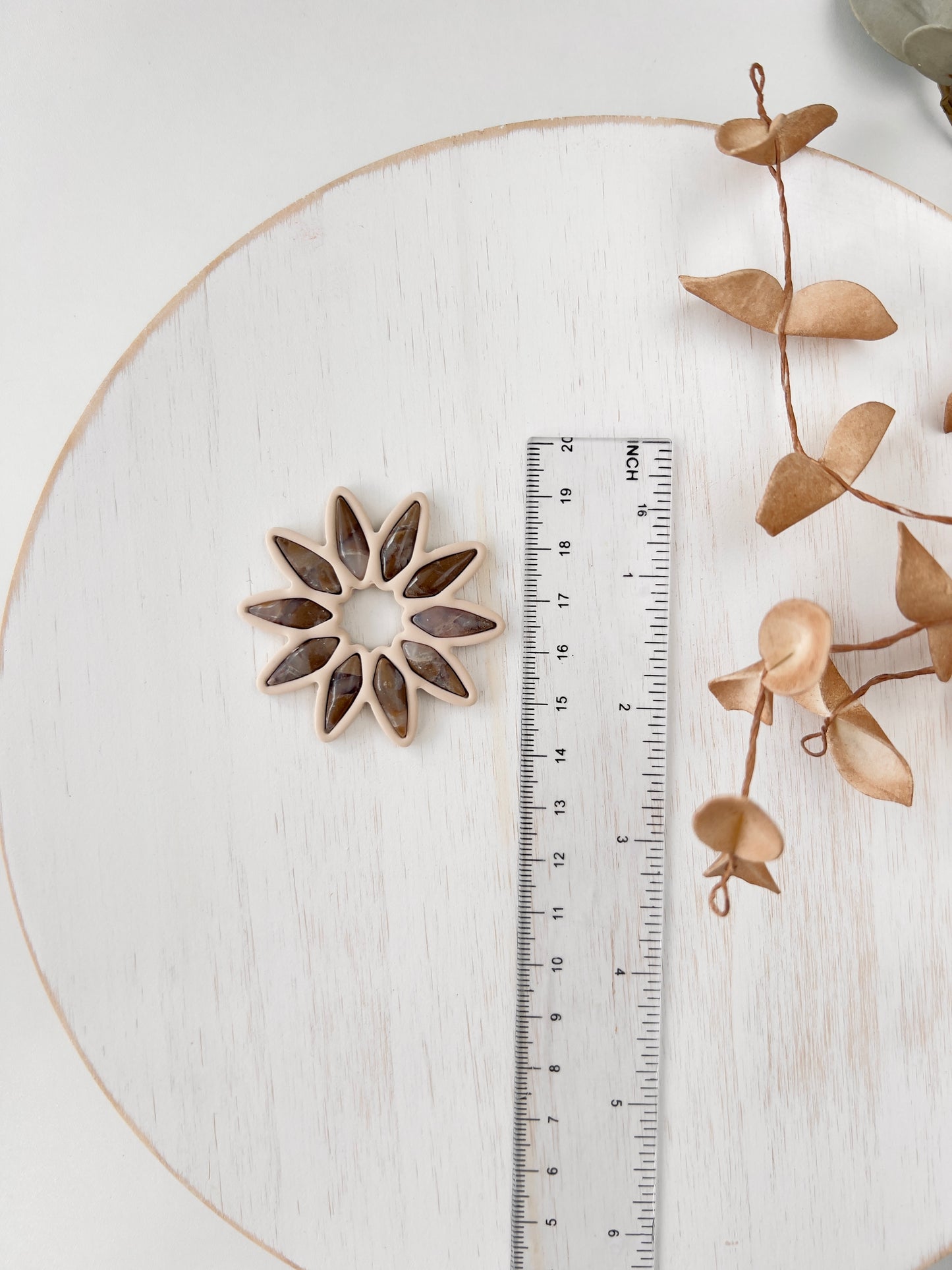 Abstract clay cutter Y17