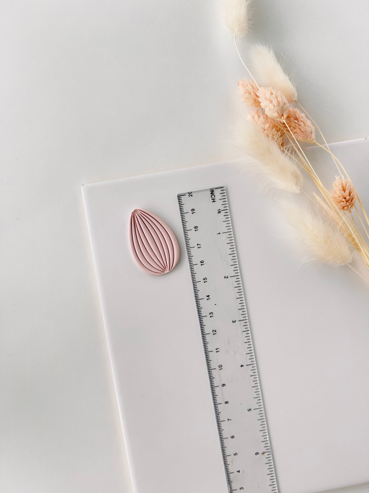 Tulip clay cutter ZB28