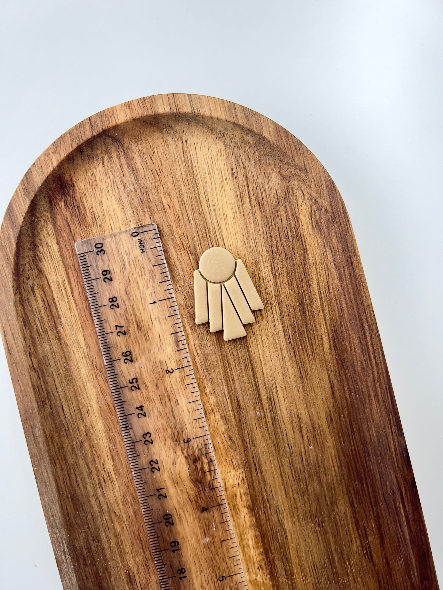 Art deco clay cutter N16