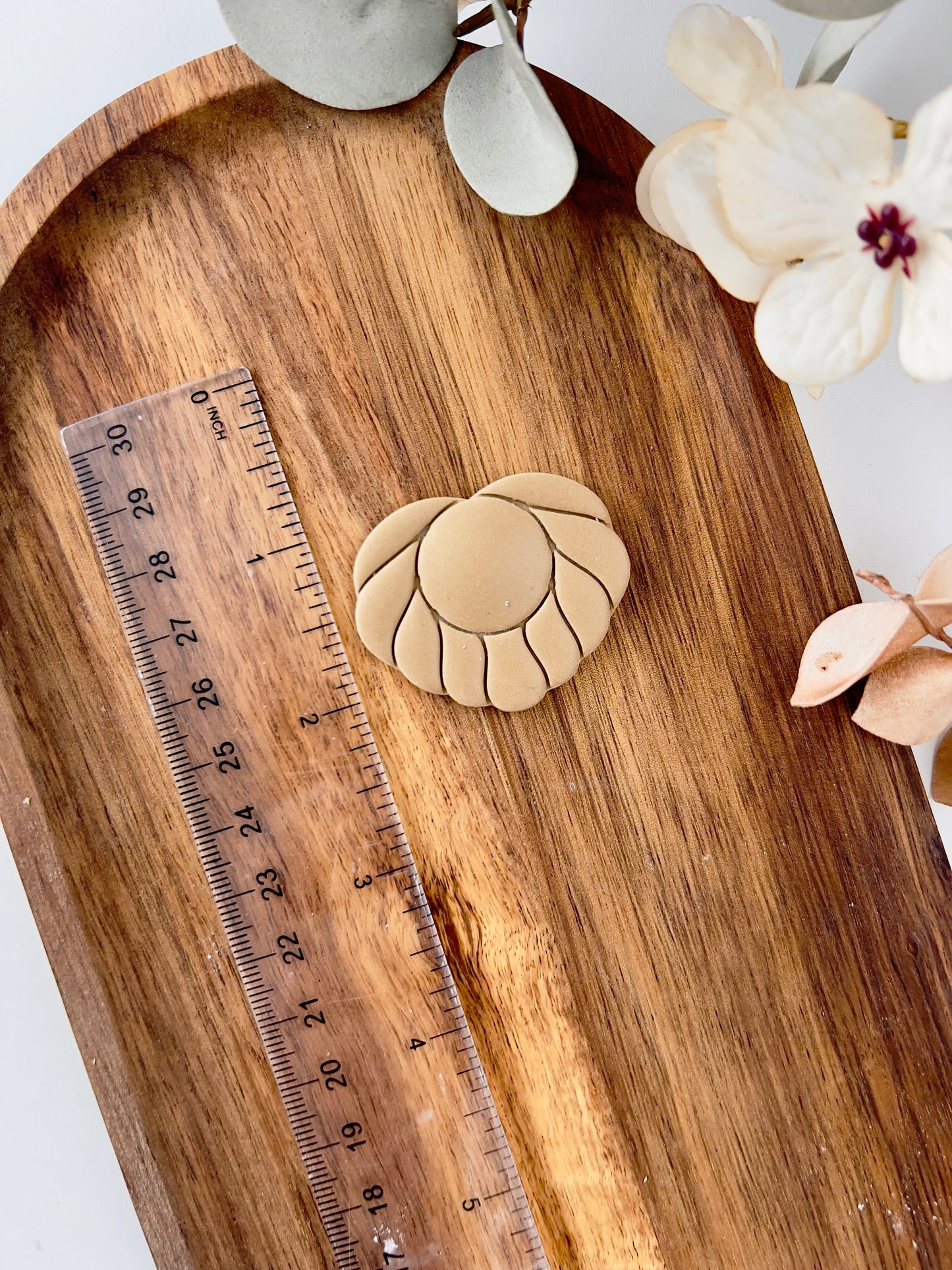 Art deco clay cutter N11