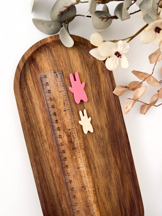 Rabbit clay cutter O26