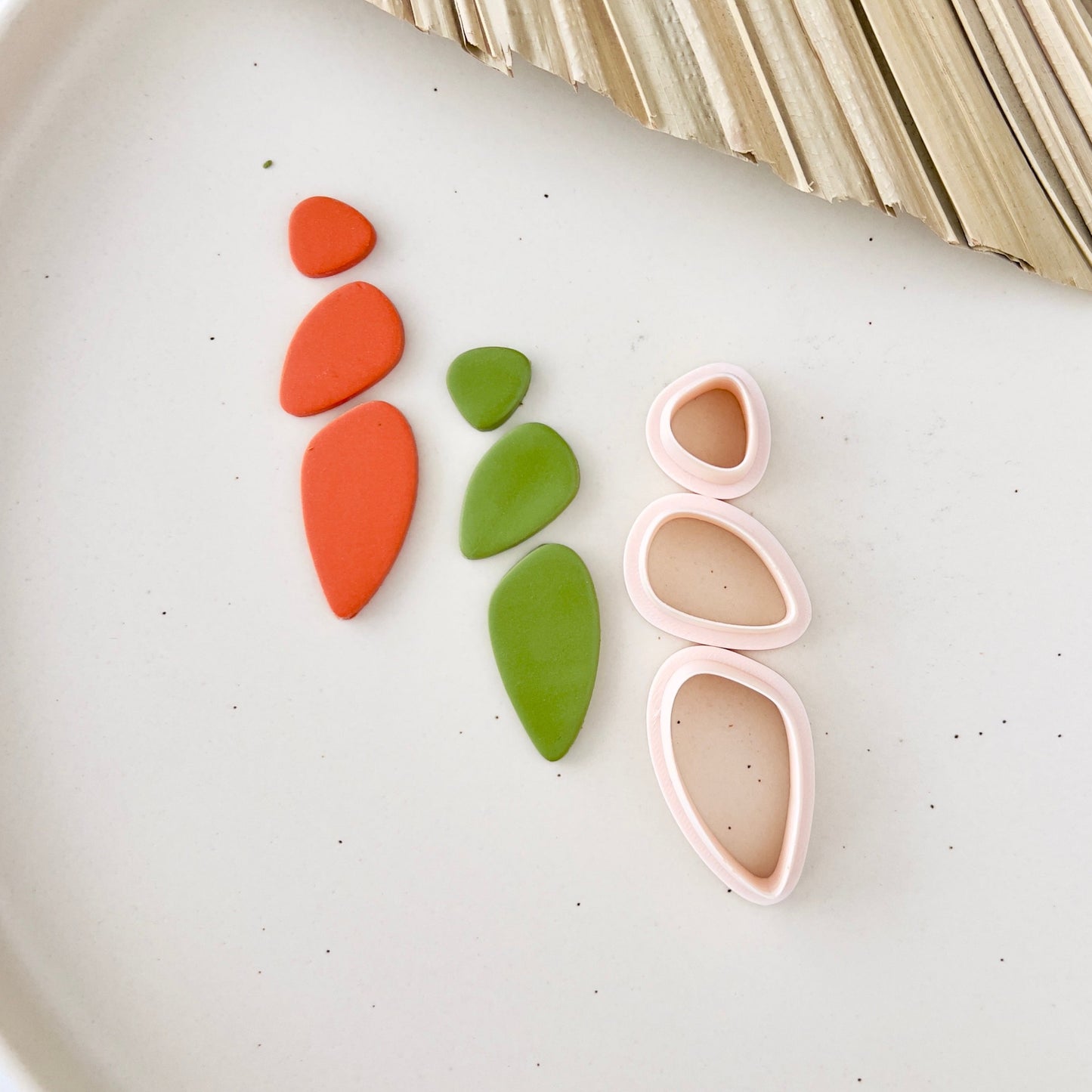 Abstract clay cutter P7