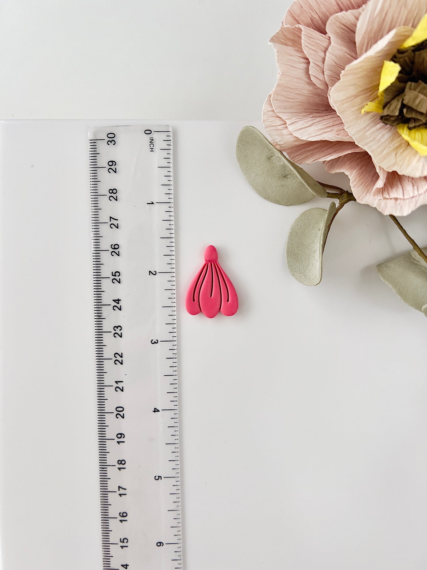 Abstract clay cutter R10