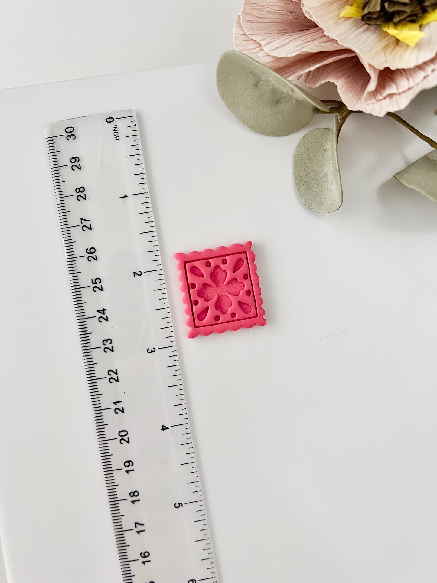 Abstract clay cutter R1