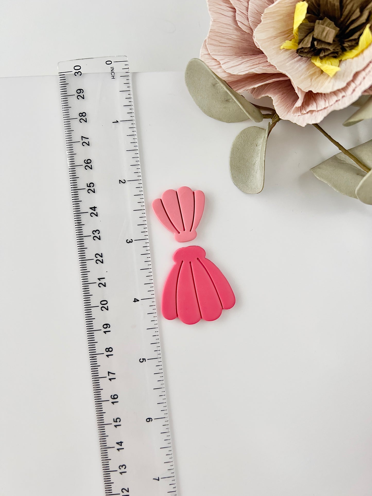 Abstract clay cutter R4