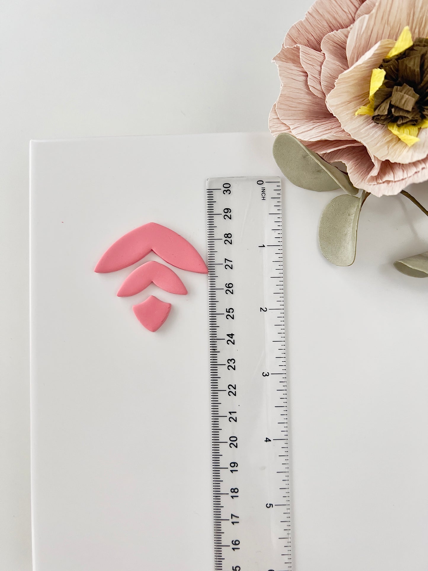 Abstract clay cutter R22