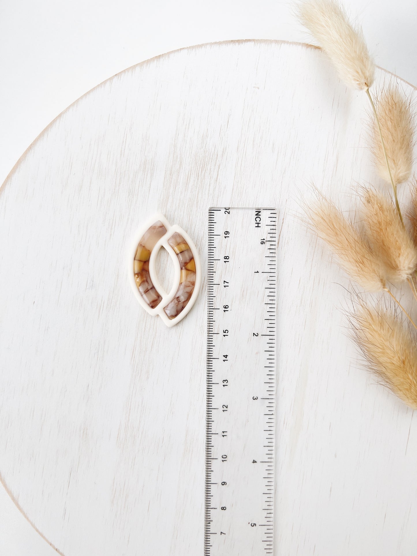 Abstract clay cutter ZE25