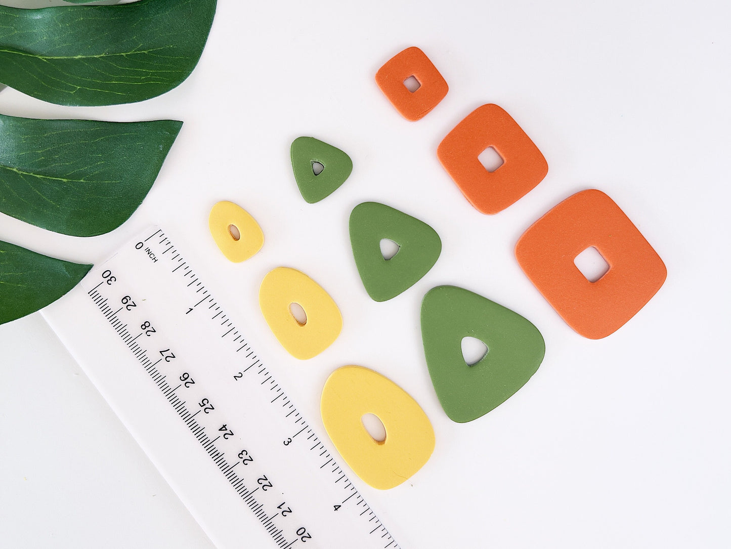 Abstract clay cutter E25