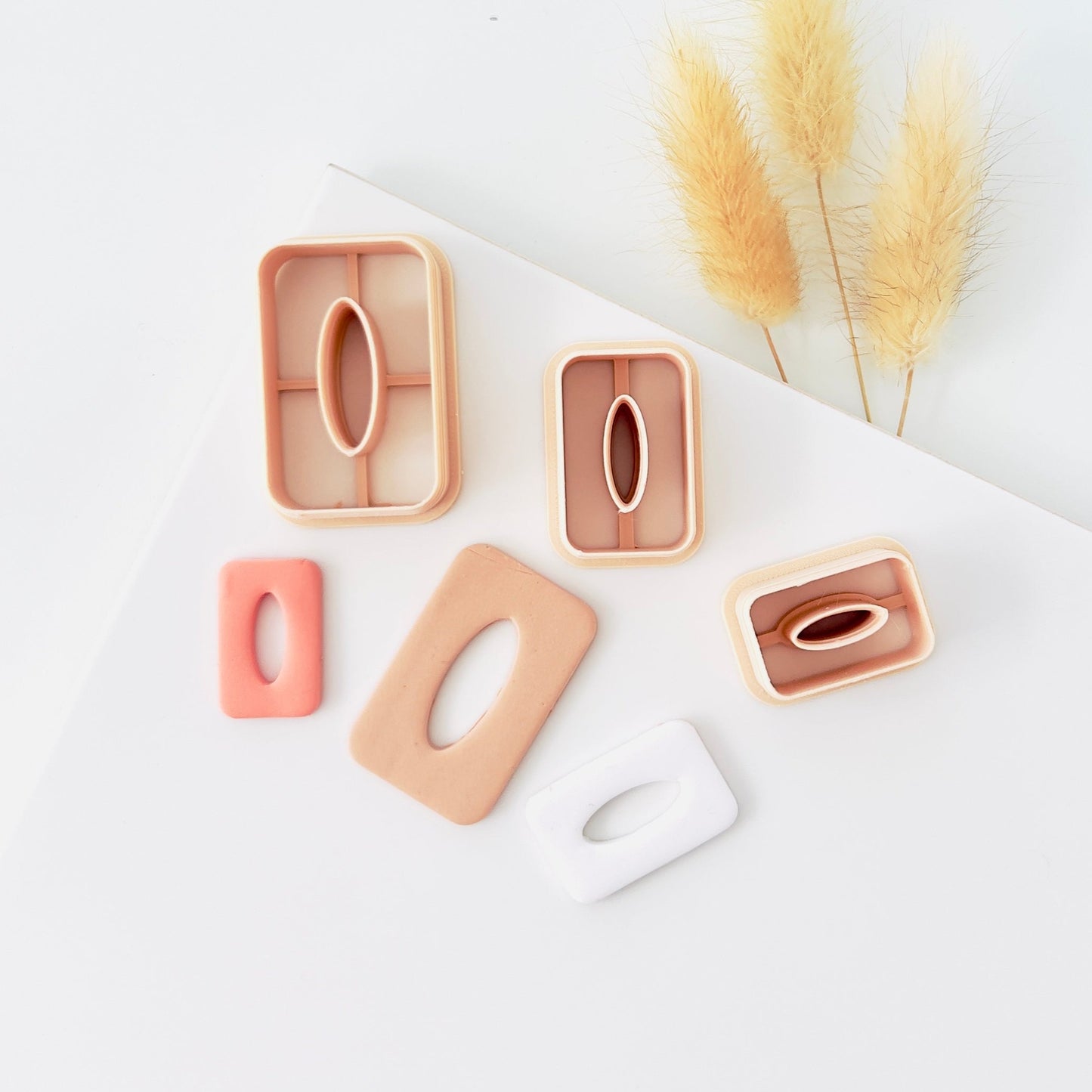 Rectangular donut polymer clay cutter