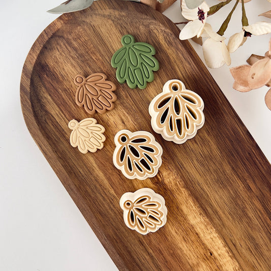 Flower clay cutter