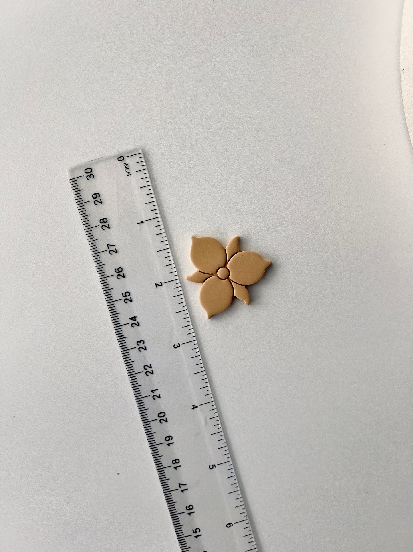 Flower clay cutter